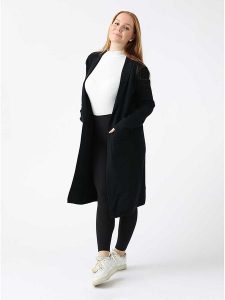 Zwillingsherz Kardigan "Jessi" w kolorze czarnym rozmiar: L/XL. Czarne kardigany Zwillingsherz. Za 208,99 zł.