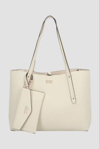 GUESS Beżowa shopperka damska 3 w 1 Brenton. Brązowe shopper bag Guess, z aplikacjami, bez dodatków. W wyprzedaży za 583,99 zł.