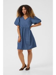 Cream Sukienka dżinsowa w kolorze niebieskim rozmiar: 46. Niebieskie sukienki Cream, bez wzorów, z bawełny, bez kołnierzyka, bez ramiączek, midi. Za 159,59 zł.