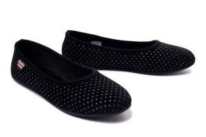 MANITU 340004-01 schwarz, kapcie damskie. Czarne kapcie Manitu, bez wzorów. Za 159,90 zł.