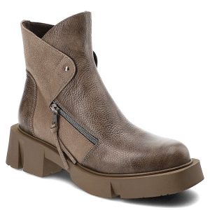 Beżowe Botki Armodo Stylowe Obuwie Damskie Zapisane Na Suwak. Brązowe botki Armodo, bez wzorów, ze skóry, bez obcasa, bez zapięcia. Za 399,00 zł.