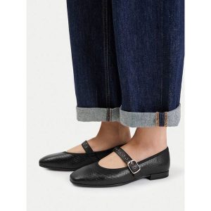 Baleriny Lasocki. Czarne balerinki Lasocki, bez wzorów, bez obcasa, bez zapięcia. Za 199,99 zł.