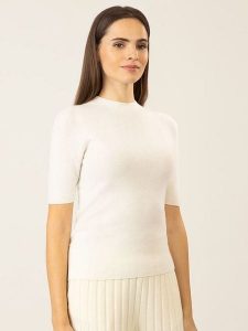 APART Wełniana koszulka w kolorze kremowym rozmiar: XL. Brązowe bluzki Apart, xl, bez wzorów, z wełny, bez kołnierzyka, bez ramiączek. Za 237,17 zł.