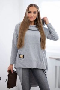 Bluza z długim tyłem i kapturem szara. Szare bluzy KESI, l, bez wzorów, z bawełny. Za 229,98 zł.