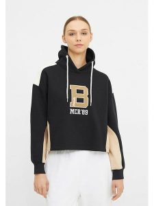 Bench Bluza "Motala" w kolorze czarnym rozmiar: 36. Czarne bluzy Bench, bez wzorów, z kapturem. Za 110,29 zł.