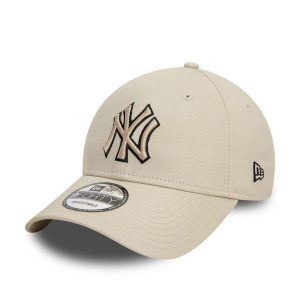 Czapka 9forty New York Yankees Team Outline. Brązowe czapki New Era, bez wzorów, z bawełny, eleganckie. Za 126,50 zł.