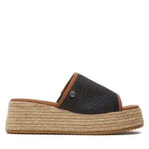 Espadryle Refresh. Czarne espadryle Refresh, bez wzorów, bez obcasa. Za 169,99 zł.