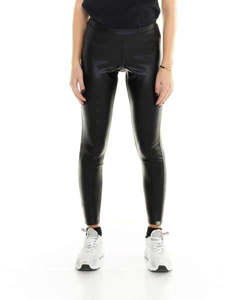 Legginsy Leone 1947 Glam Winter Damen Kunstleder z etykietą Etikett. Czarne legginsy LEONE 1947 APPAREL, bez wzorów, ze skóry, z podwyższonym stanem. Za 294,70 zł.
