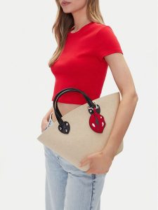 DeeZee Torebka GL22689 Beżowy. Brązowe torebki klasyczne DeeZee, bez wzorów, z materiału, bez dodatków. Za 149,99 zł.