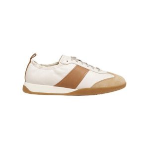 Sneakersy damscy Geox Maryemy. Szare trampki Converse, bez wzorów, bez zapięcia. Za 564,50 zł.