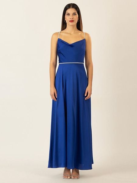 APART Sukienka w kolorze niebieskim rozmiar: 42. Niebieskie sukienki Apart, bez wzorów, z satyny, bez kołnierzyka, bez ramiączek, maxi. Za 261,67 zł.