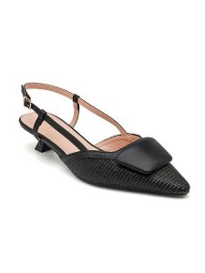 Sixth Sens Czółenka w kolorze czarnym rozmiar: 40. Czarne czółenka Sixth Sens, bez wzorów, bez obcasa, na szpilce, bez zapięcia. Za 104,99 zł.