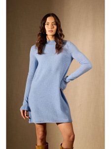 Perfect Cashmere Kaszmirowa sukienka "Lyamia" w kolorze błękitnym rozmiar: S. Niebieskie sukienki Perfect Cashmere, na co dzień, s, bez wzorów, z kaszmiru, bez kołnierzyka, bez ramiączek, midi, proste. Za 437,17 zł.