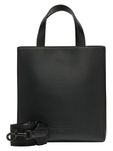 Liebeskind Berlin Skórzana torebka w kolorze czarnym - 22 x 25 x 11 cm rozmiar: onesize. Czarne torebki klasyczne Liebeskind Berlin, bez wzorów, z materiału, przez ramię, bez dodatków. Za 412,88 zł.