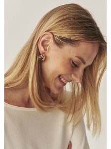 TATUUM Kolczyki w kolorze khaki rozmiar: onesize. Brązowe kolczyki Tatuum, metalowe. Za 39,99 zł.