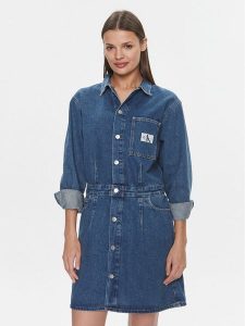 Calvin Klein Jeans Sukienka jeansowa Darted Denim Shirt Dress J20J222461 Granatowy Slim Fit. Niebieskie kombinezony Calvin Klein Jeans, m, bez wzorów, z bawełny, bez kołnierzyka, bez ramiączek. Za 399,99 zł.