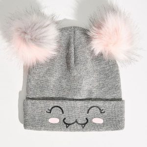 Czapka z pomponami - Szary. Czapki marki Sinsay. W wyprzedaży za 7,99 zł.