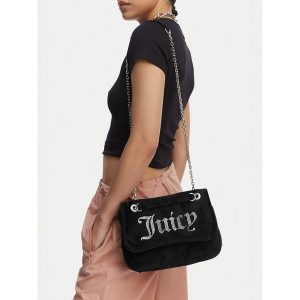 Torebka Juicy Couture. Czarne torebki klasyczne Juicy Couture, bez wzorów, bez dodatków. Za 279,99 zł.