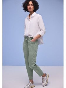 Street One Bojówki w kolorze jasnozielonym rozmiar: 42/L28. Zielone spodnie z wysokim stanem Street One, bez wzorów, z podwyższonym stanem. Za 220,63 zł.