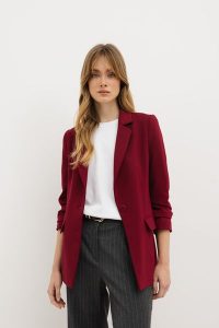MARYNARKA NANCY BORDOWA XS - Flawless. Czerwone marynarki i żakiety Flawless, xs, bez wzorów, z elastanu, eleganckie. Za 472,00 zł.