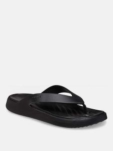 Crocs Japonki "Getaway" w kolorze czarnym rozmiar: 36/37. Czarne klapki Crocs, bez wzorów, z otwartym noskiem, bez obcasa. Za 109,95 zł.