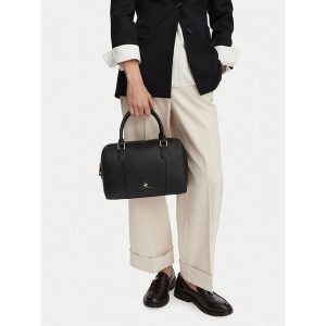 Torebka Beverly Hills Polo Club. Czarne kuferki Beverly Hills Polo Club, bez wzorów, bez dodatków. Za 219,99 zł.
