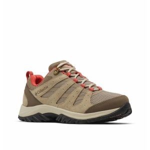 Buty trekkingowe damskie Columbia Redmond III. Czerwone buty trekkingowe Columbia, ze skóry, bez zapięcia. Za 333,05 zł.
