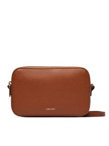 Calvin Klein Torebka Foil Logo Elongated Camera Bag LV04F3276G Brązowy. Brązowe torebki klasyczne Calvin Klein, bez wzorów, ze skóry, bez dodatków. Za 409,99 zł.