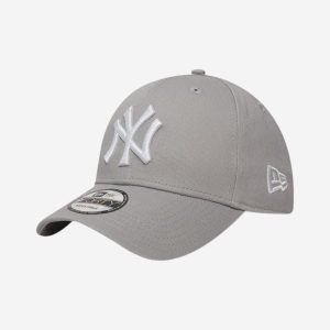 Czapka baseballówka z daszkiem New Era New York Yankees. Szare czapki New Era, bez wzorów, z bawełny, sportowe. Za 119,99 zł.