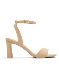 CALL IT SPRING Sandały w kolorze beżowym na obcasie rozmiar: 37. Brązowe sandały Call it Spring, bez wzorów, z otwartym noskiem, bez obcasa, na koturnie, bez zapięcia. Za 104,99 zł.