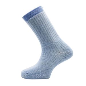 Skarpety sportowe z wełny Merino Teko ecoHIKE Medium Full Cushion 3.0. Niebieskie skarpetki TEKO, bez wzorów, z wełny. Za 79,00 zł.