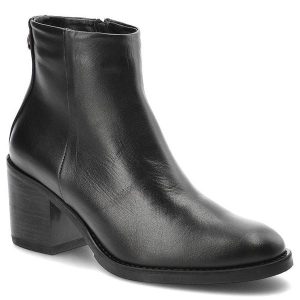 Czarne Botki Damskie Carinii Skórzane Modne Obuwie. Czarne botki Carinii, z aplikacjami, ze skóry, bez obcasa, na obcasie, bez zapięcia. Za 441,99 zł.