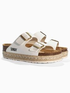 Sunbay Klapki "Orange" w kolorze białym rozmiar: 40. Brązowe klapki Sunbay, bez wzorów, z otwartym noskiem, bez obcasa. Za 193,24 zł.