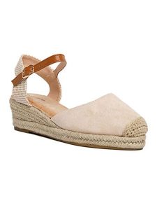 Foreverfolie Espadryle w kolorze beżowym na koturnie rozmiar: 36. Brązowe espadryle Foreverfolie, bez wzorów, bez obcasa, na koturnie. Za 92,64 zł.