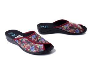 ADANEX 28825 SIK11VD bordowy, kapcie damskie. Czerwone kapcie Adanex, bez wzorów. Za 71,99 zł.