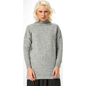 Sweter w kolorze szarym. Swetry oversize marki Lafaba. W wyprzedaży za 129,95 zł.