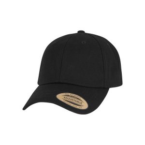 Czapka z daszkiem Flexfit Low Profile. Czarne czapki FLEXFIT, bez wzorów. Za 145,00 zł.