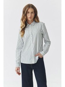 TATUUM Bluzka w kolorze biało-zielonym rozmiar: 36. Białe bluzki Tatuum, bez wzorów, bez kołnierzyka, bez ramiączek. Za 174,43 zł.