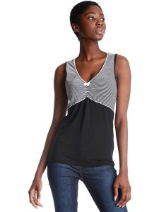 Pussy Deluxe Top w kolorze czarnym rozmiar: S. Czarne topy Pussy Deluxe, s, bez wzorów, bez kołnierzyka, bez ramiączek. Za 28,51 zł.