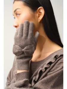 AUTHENTIC CASHMERE Kaszmirowe rękawiczki "Milo" w kolorze brązowym rozmiar: onesize. Brązowe rękawiczki AUTHENTIC CASHMERE, bez wzorów, z kaszmiru. Za 196,70 zł.