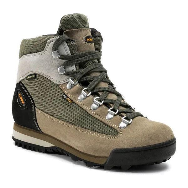 Buty trekkingowe damskie AKU Ultra Light Original GTX. Brązowe buty trekkingowe Aku, bez zapięcia. W wyprzedaży za 553,00 zł.