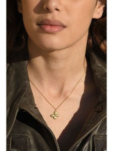 MOODE Naszyjnik "Jeanne" z zawieszką - dł. 42 cm rozmiar: onesize. Żółte naszyjniki MOODE, ze stali. Za 34,99 zł.