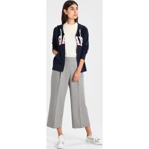 GAP Bluza rozpinana true indigo. Bluzy marki GAP. W wyprzedaży za 188,10 zł.