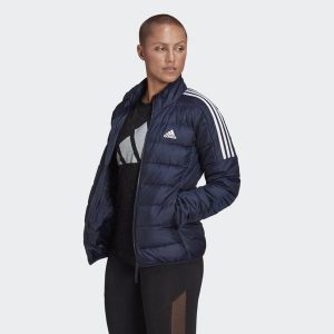 Essentials Down Jacket. Niebieskie kurtki ADIDAS, na zimę, s, bez wzorów, bez kaptura. Za 549,00 zł.