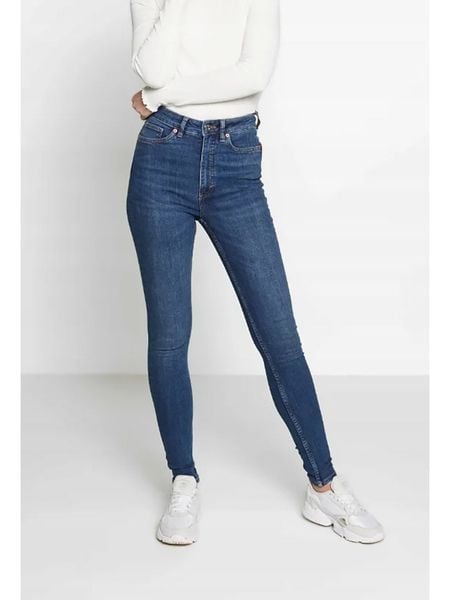 Monki Dżinsy - Slim fit - w kolorze niebieskim rozmiar: W27. Niebieskie jeansy Monki, bez wzorów, z podwyższonym stanem. Za 52,30 zł.