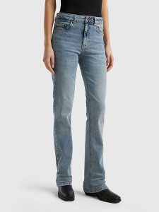 Benetton Dżinsy - Bootcut fit - w kolorze błękitnym rozmiar: W27. Niebieskie jeansy Benetton, z aplikacjami, ze skóry, z podwyższonym stanem. Za 109,78 zł.