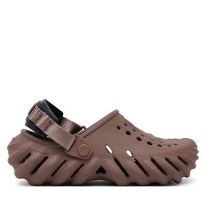 Klapki Crocs. Brązowe klapki Crocs, bez wzorów, bez obcasa. Za 259,99 zł.