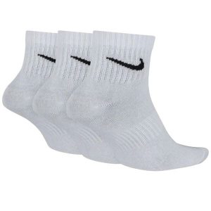 Skarpetki treningowe Nike Everyday Lightweight Ankle 3 pack do kostki. Białe skarpetki Nike, bez wzorów. Za 59,90 zł.