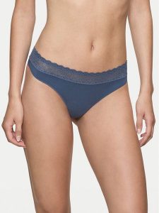 Triumph Stringi Feel Of Modal 10219764 Niebieski. Niebieskie stringi Triumph, bez wzorów. Za 39,99 zł.