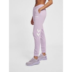 Damski stożkowy kombinezon do joggingu Hummel Legacy. Czerwone kombinezony Hummel, xl, bez wzorów, z dresówki, eleganckie, bez kołnierzyka, bez ramiączek. Za 194,00 zł.